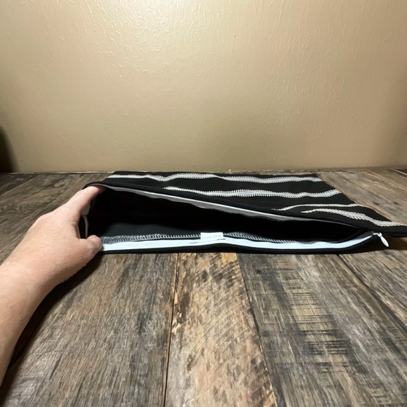 SLOW COW Linen Off White and Black Rectangle Throw Pillow Cover - Picture 7 of 9